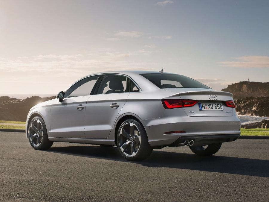  Audi A3 Sedan 2.0 TDI (8V) 2013 года  (AU) (фото 11 из 18)